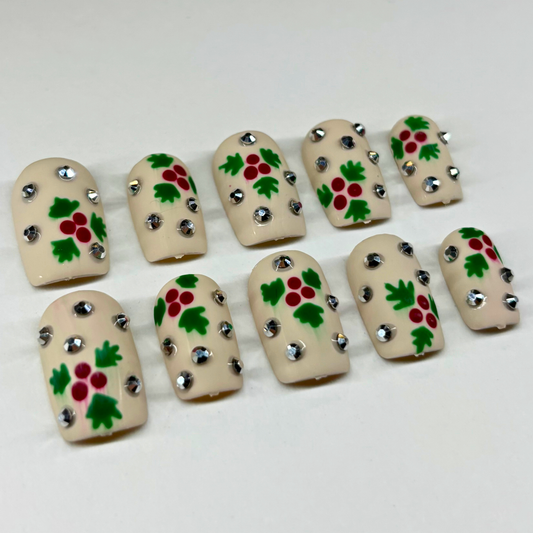 Mistletoe Sparkle Press-On Nail Set – Cream Base with Holly Art & Silver Rhinestones